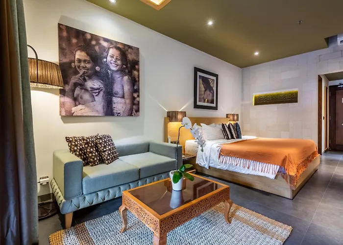Hotel Kejora 4*