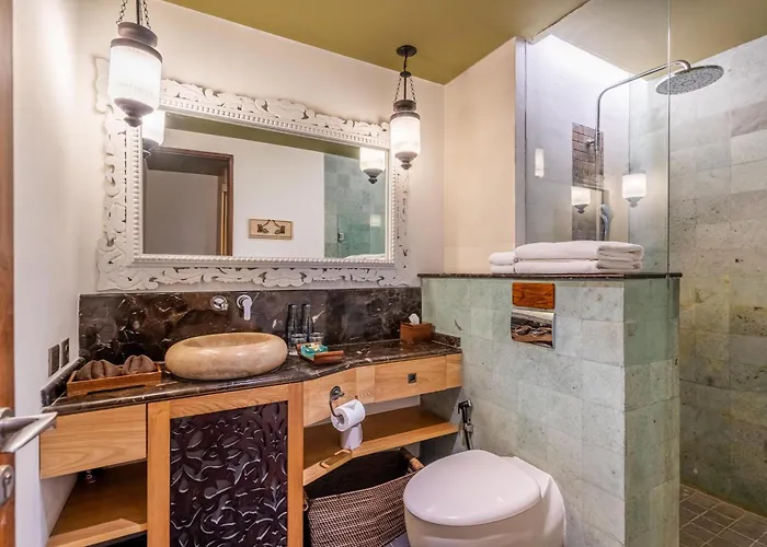 Hotel Kejora 4*