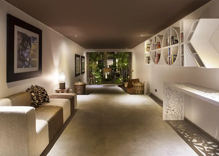 Hotel Kejora 4*